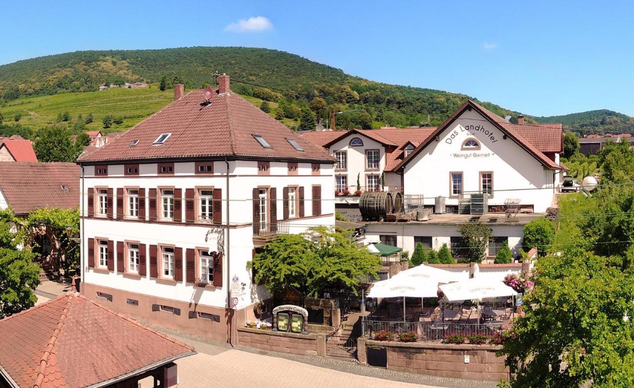 Das Landhotel Weingut Gernert ซังคท์มาร์ทิน ภายนอก รูปภาพ