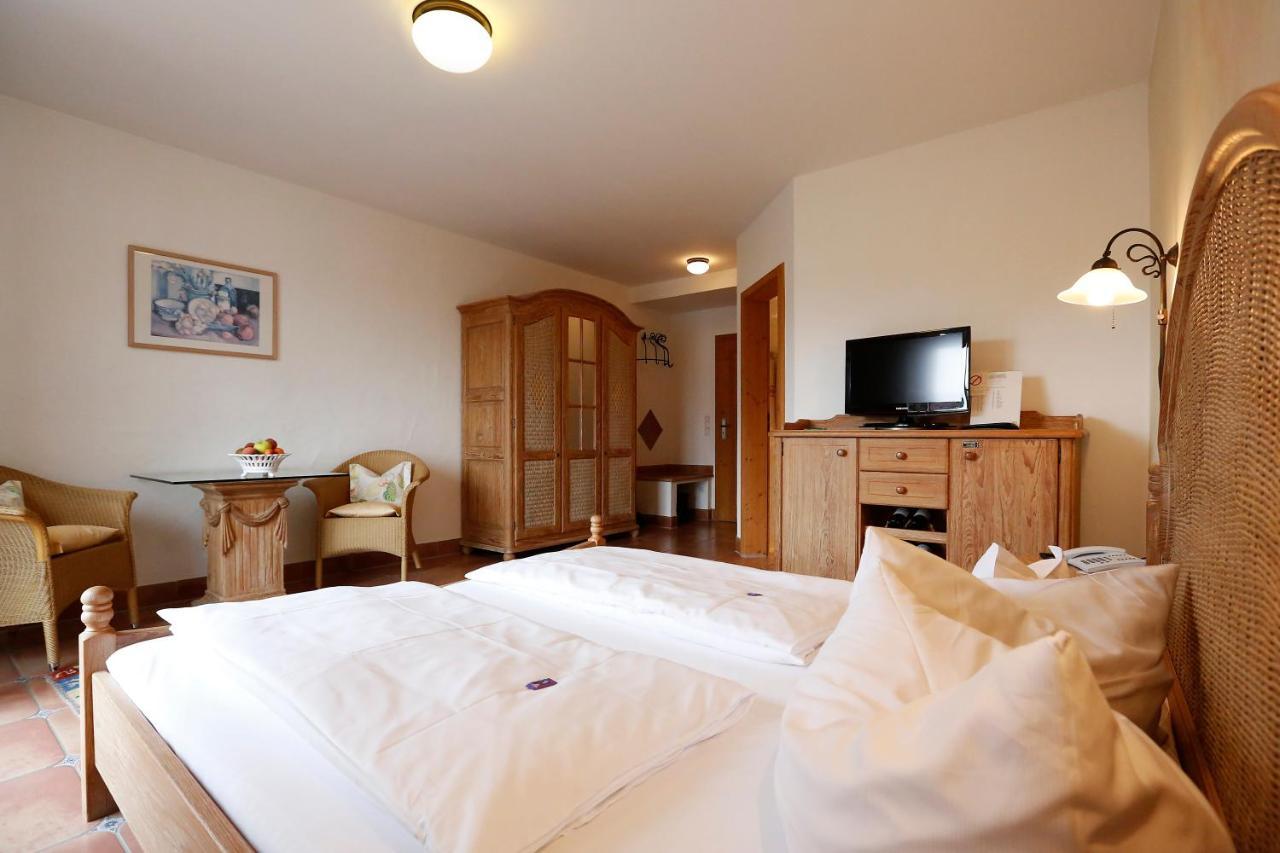 Das Landhotel Weingut Gernert ซังคท์มาร์ทิน ภายนอก รูปภาพ